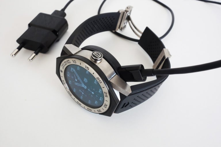 tag heuer connected modular iphone