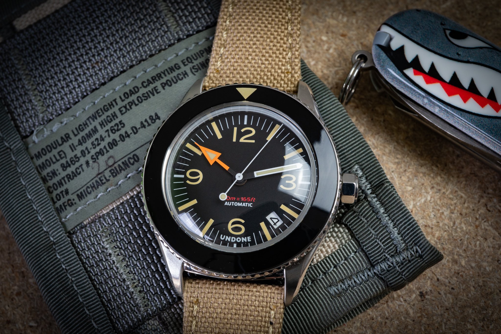 Read more about the article UNDONE Basecamp Retro-Toolwatch im Test: Don’t call it Taucheruhr!