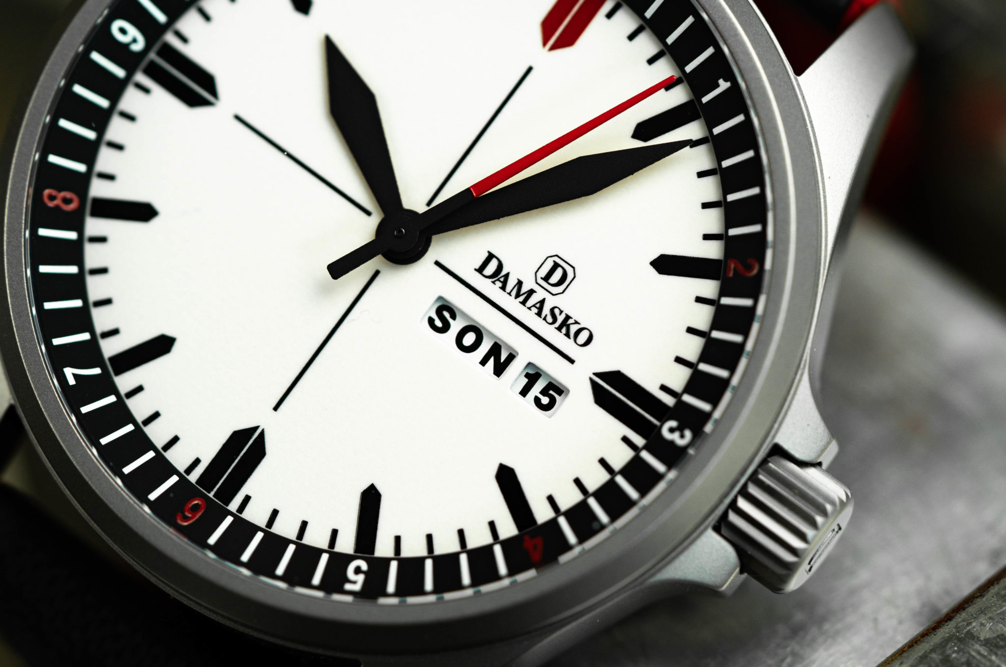 DAMASKO Uhren Unter dem Radar DAMASKO DA35 im Test CHRONONAUTIX