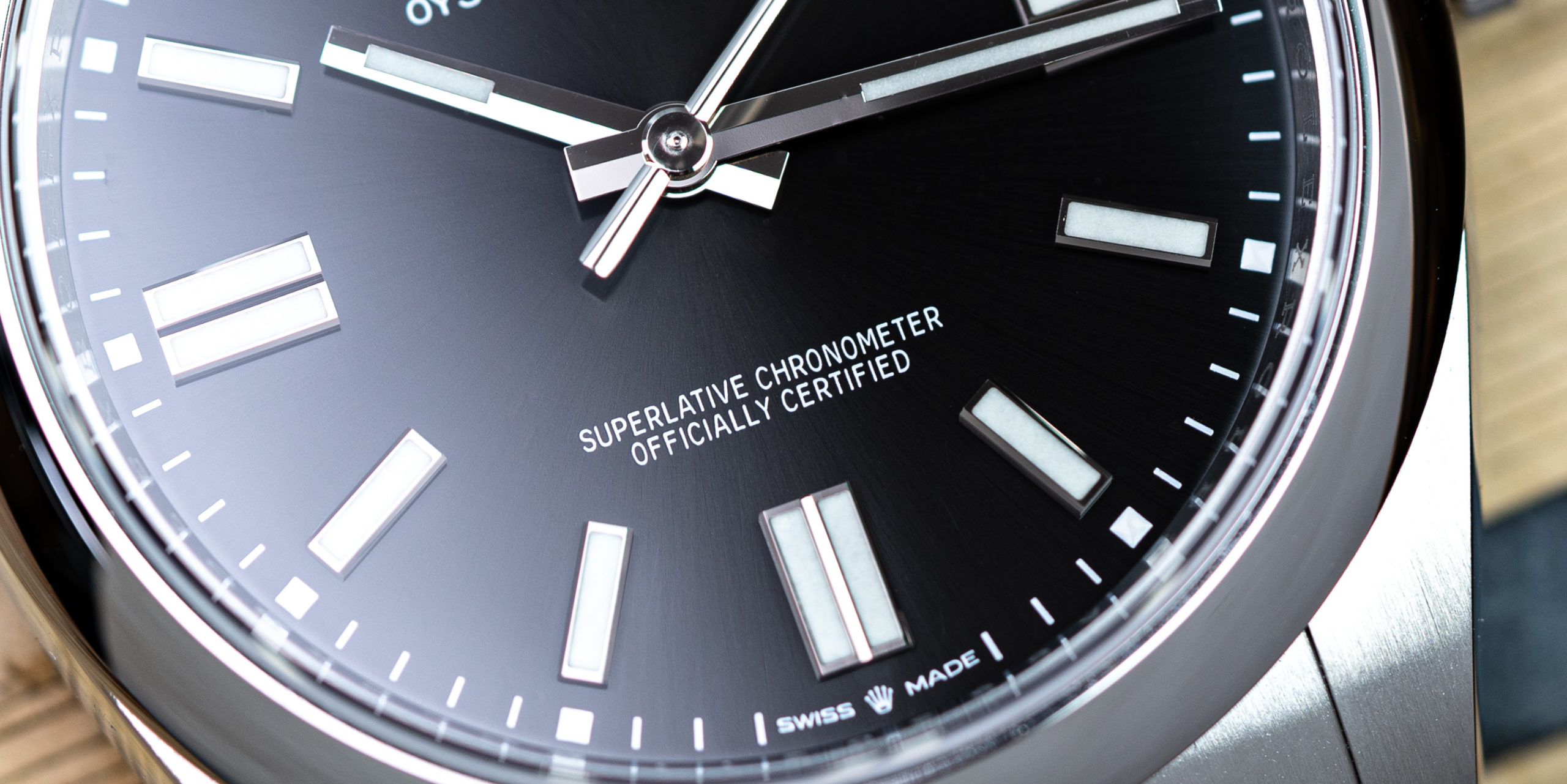 Rolex-Oyster-Perpetual-41-Superlative-Chronometer-Officially-Certified