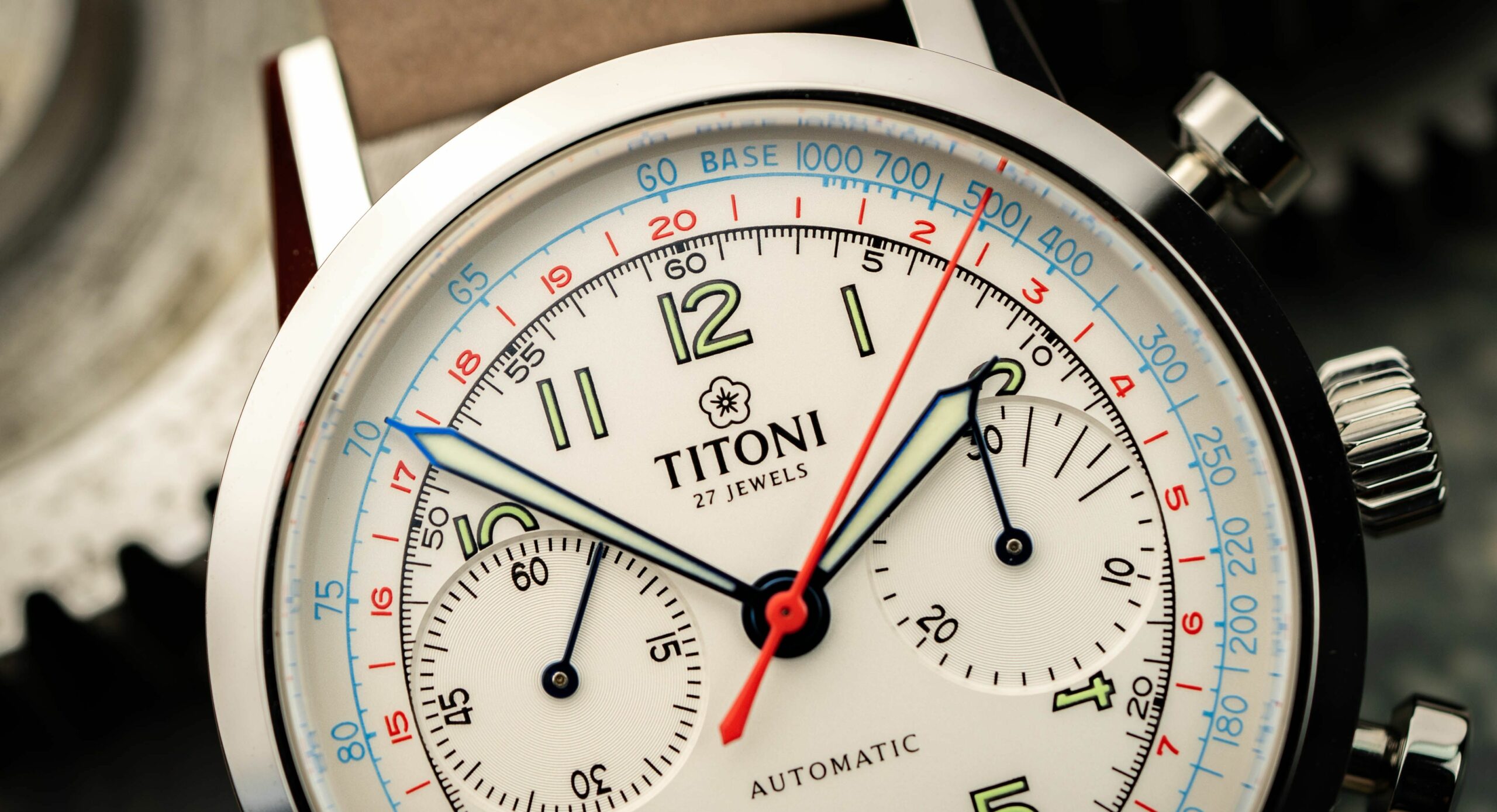 Read more about the article Vorlage Felca: Titoni Heritage 94019 Retro-Chronograph im Test
