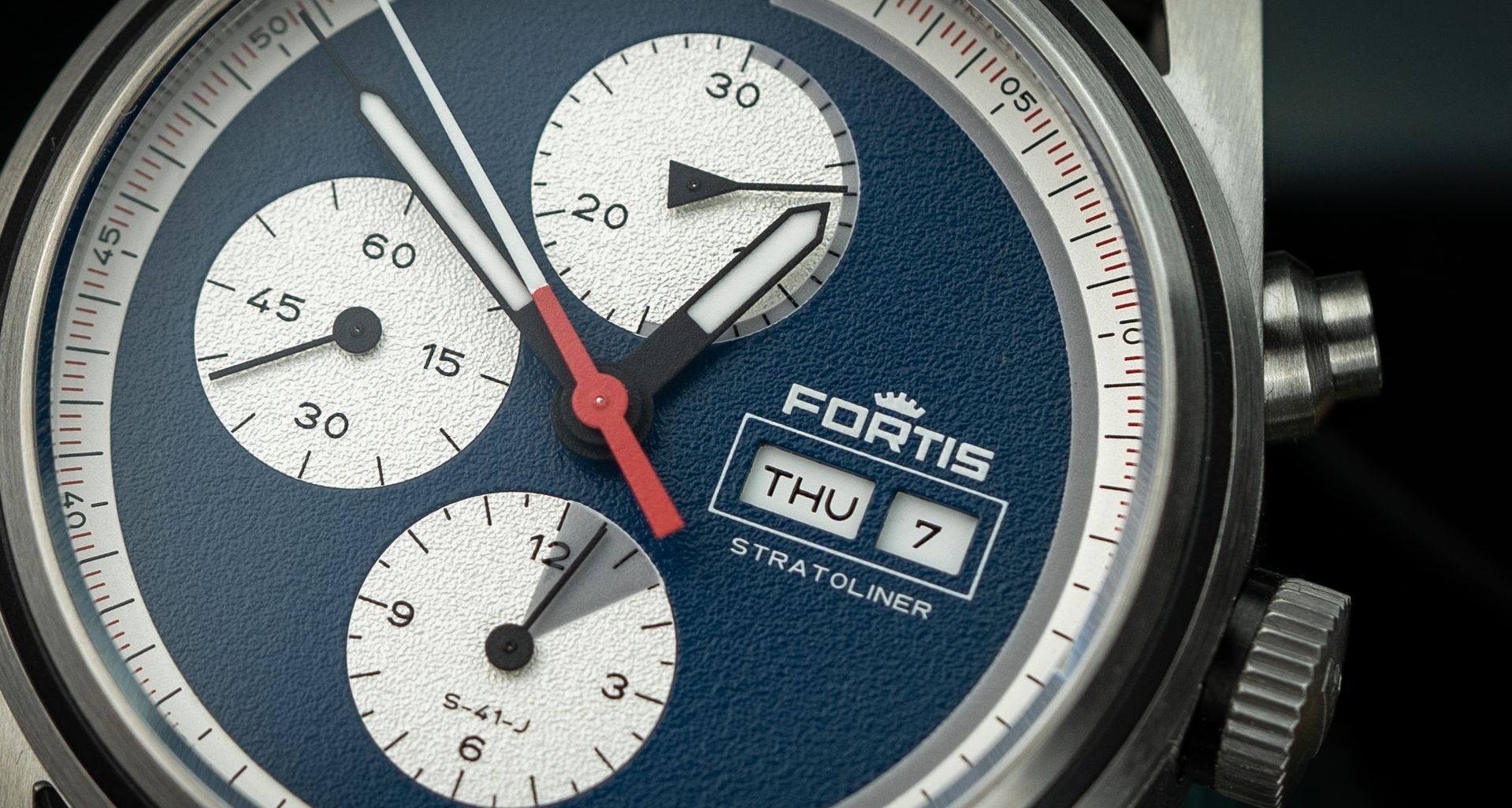 Read more about the article Nachklapp zur Fortis Stratoliner / neue Variante Blue Japan S-41-J