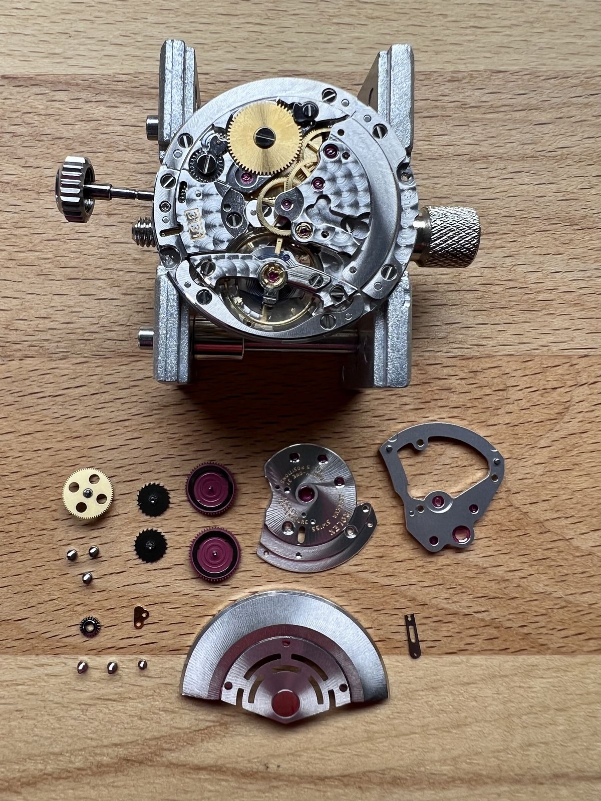 Rolex montiertes Basiswerk mit Einzelteilen Automatikwerk