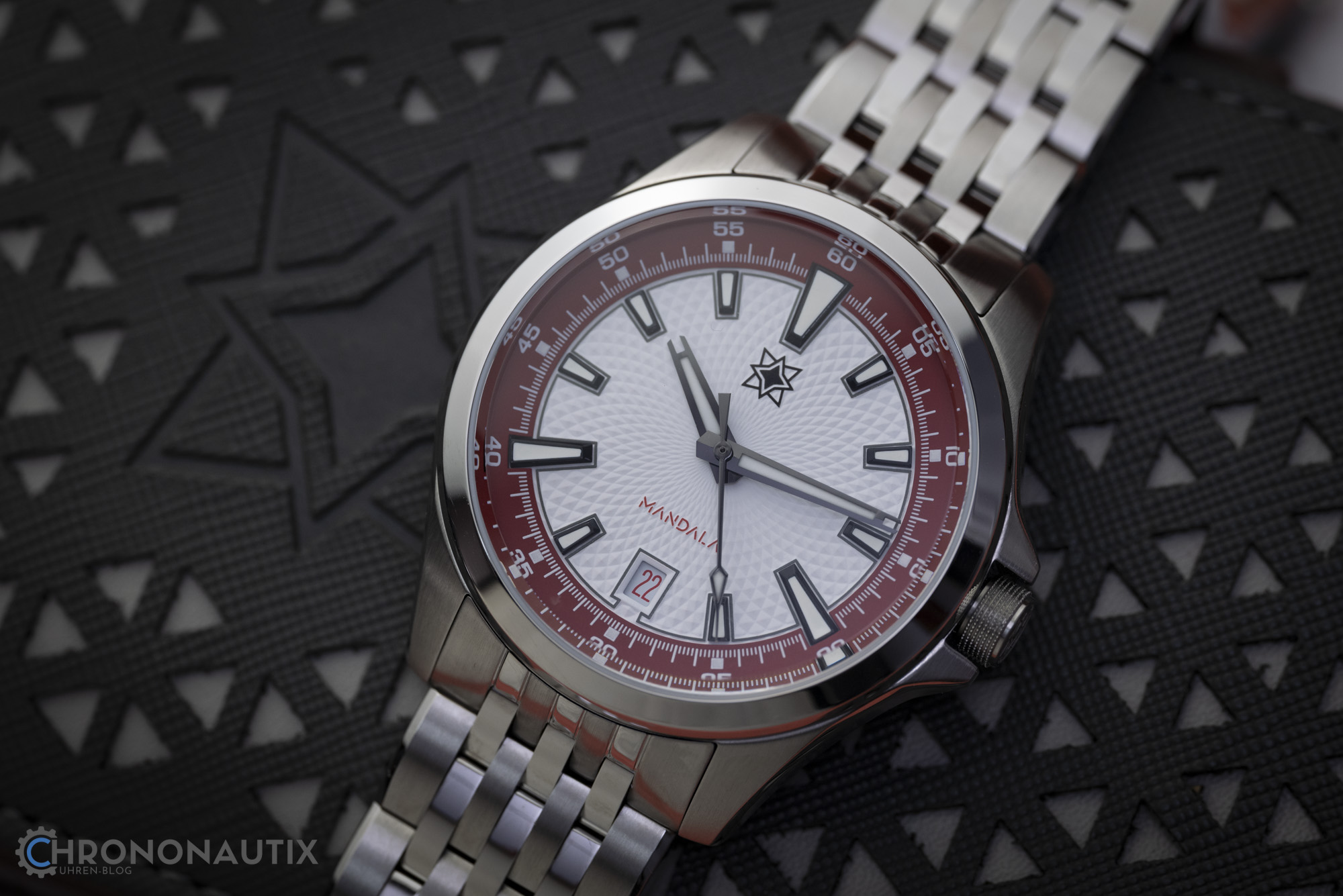 Second Hour Mandala Mk3 Hands on Review Erfahrungen Test 1170125