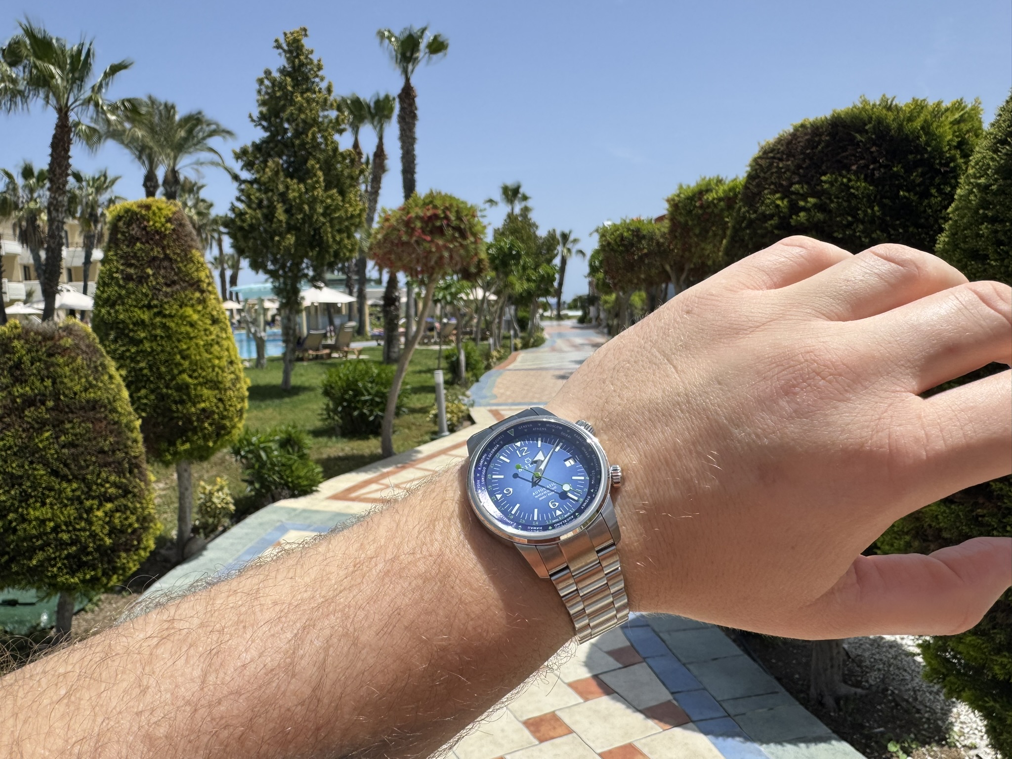 Milus Archimedes World Timer (7)