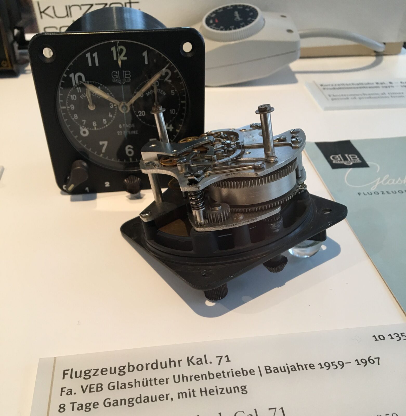GUB Flugzeug Borduhr Kaliber 71
