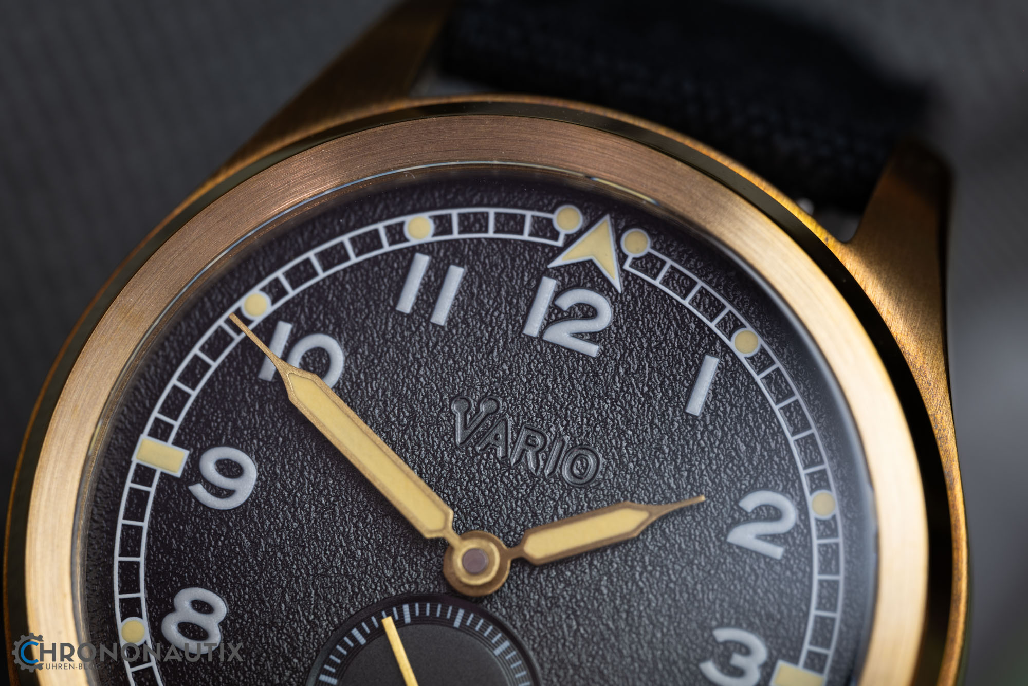 Vario 1945 D12 Bronze Fume Test 1180998