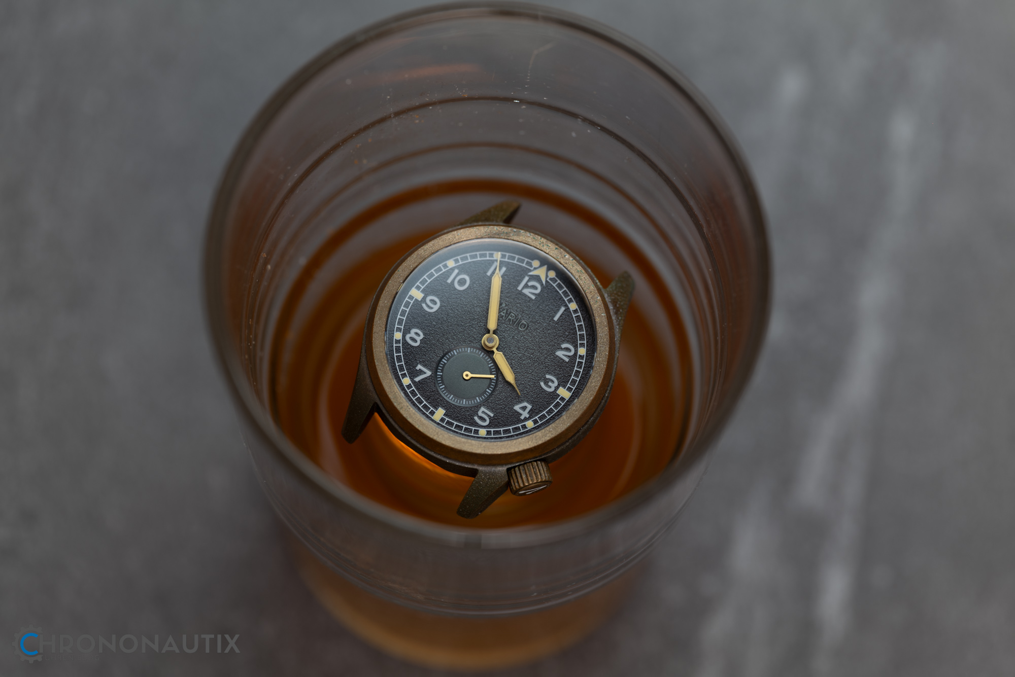 Vario 1945 D12 Bronze Fume Test Patina 1190032