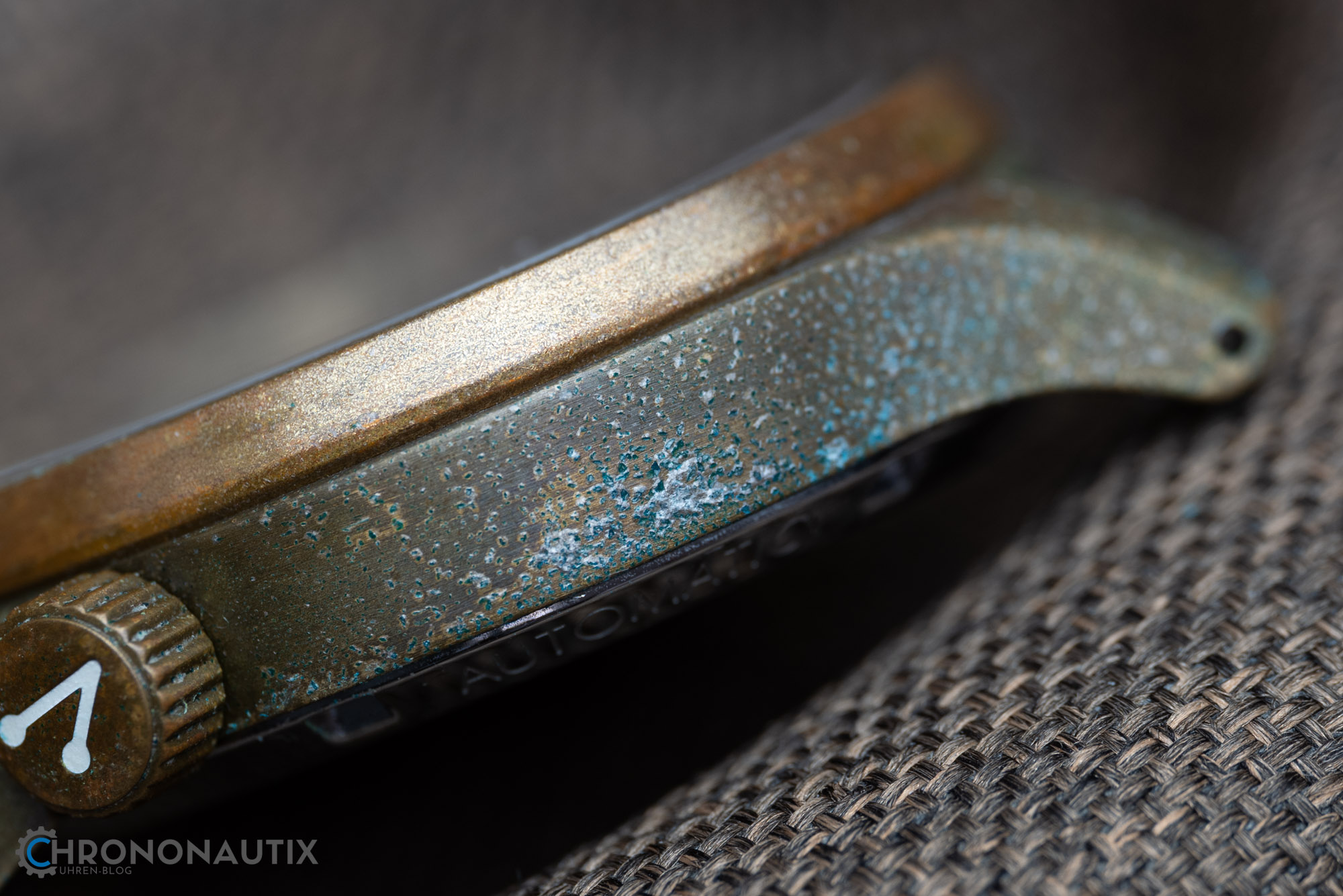 Vario 1945 D12 Bronze Fume Test Patina 1190033