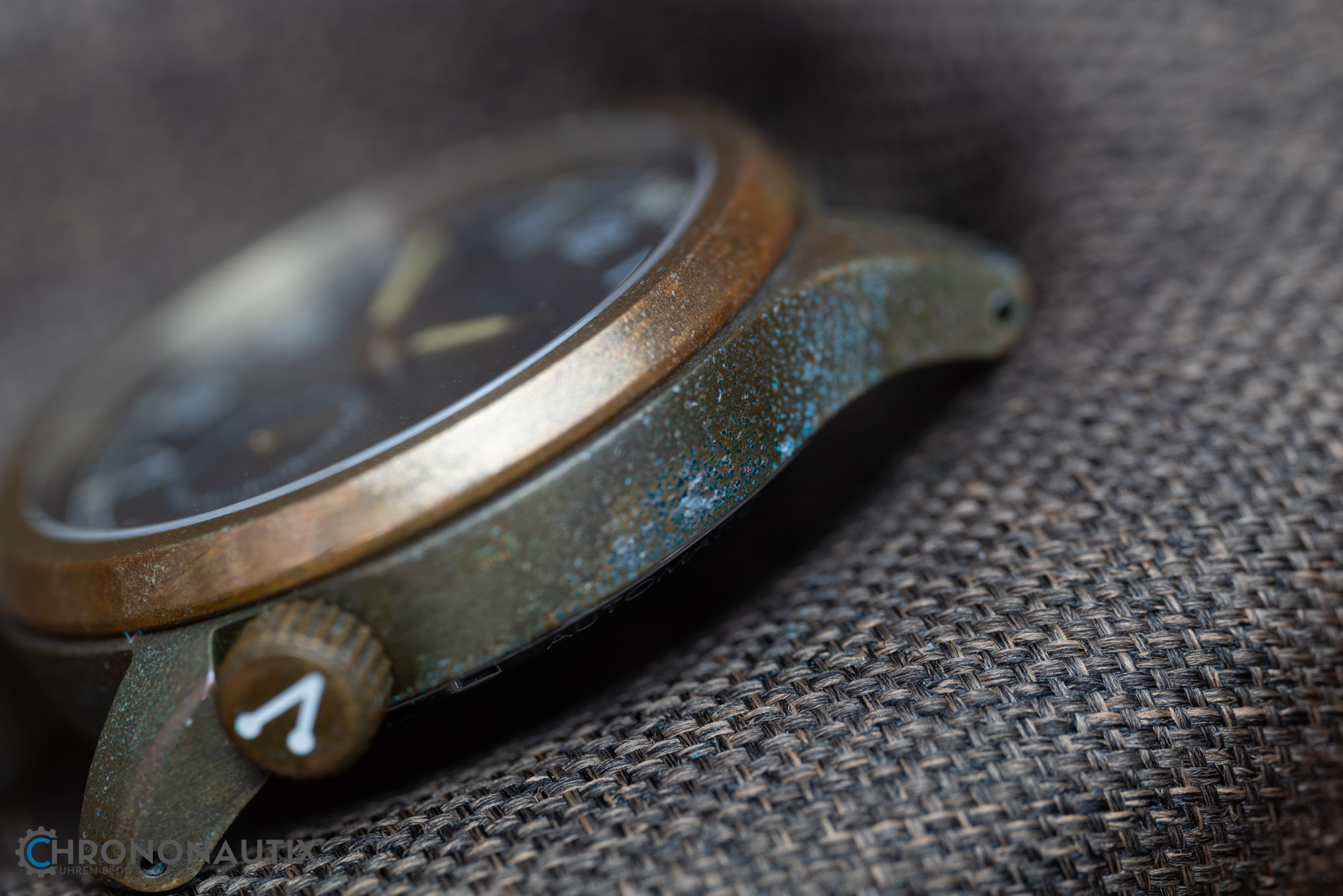 Vario 1945 D12 Bronze Fume Test Patina 1190035