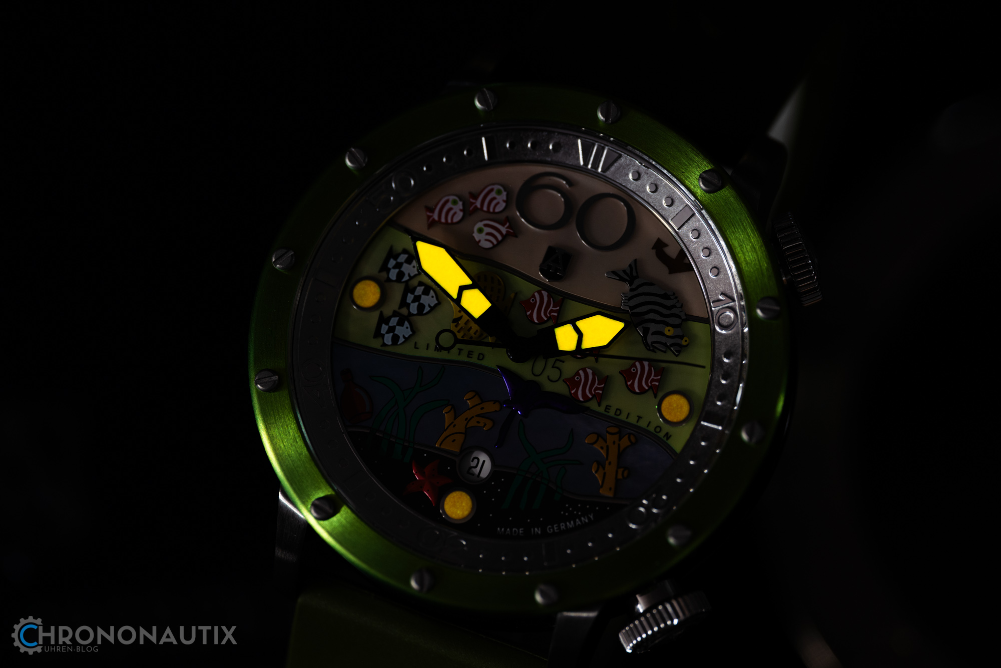 Alexander Shorokhoff Flensi Grün Aquarium Uhr Test 1200516