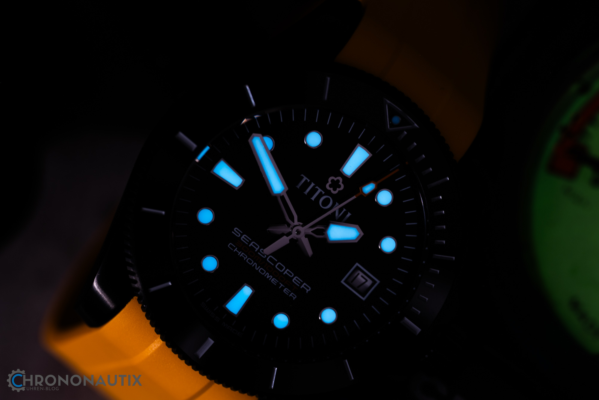 Titoni Seascoper 300 DLC Orange Test 1210421