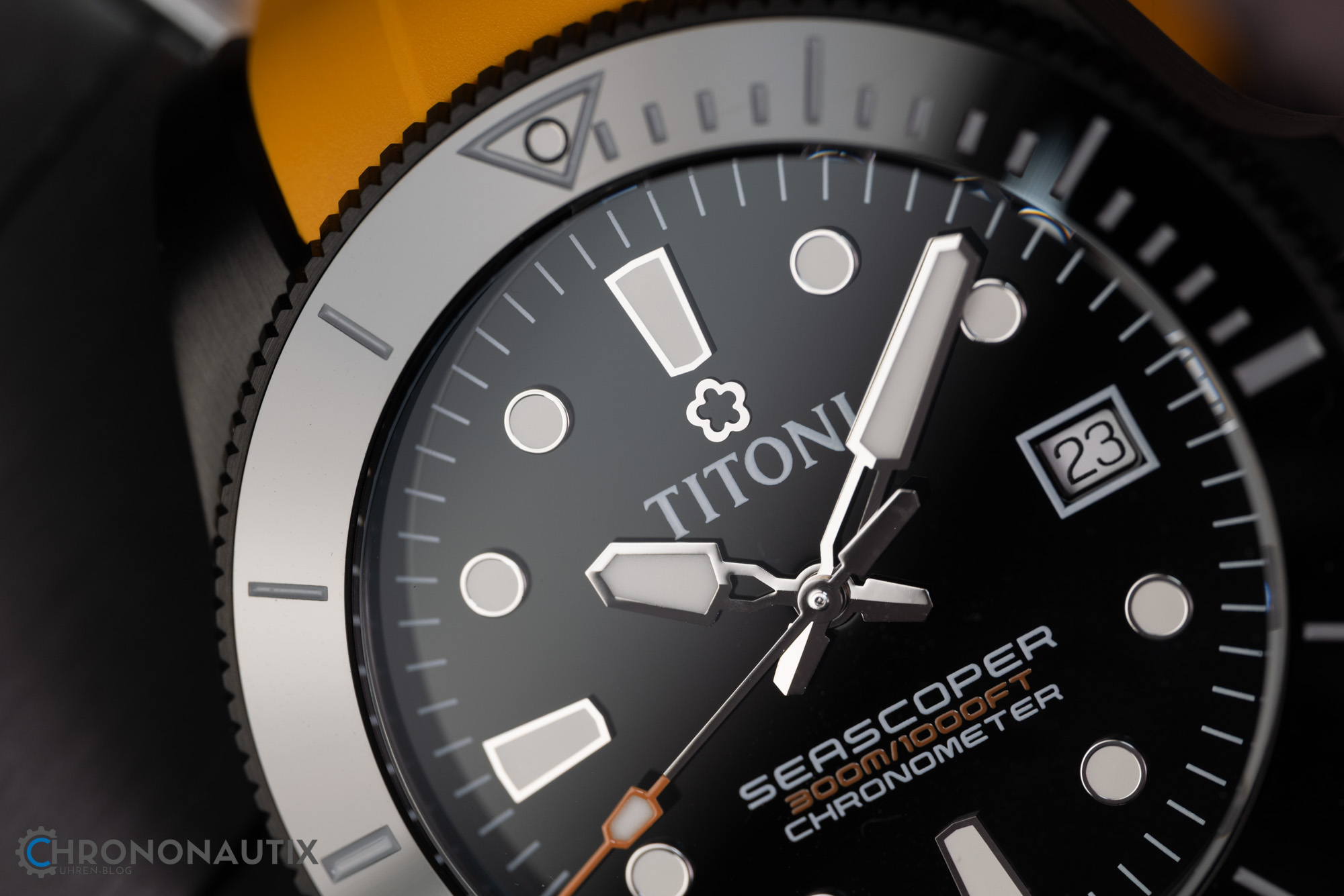 Titoni Seascoper 300 DLC Orange Test 1210449