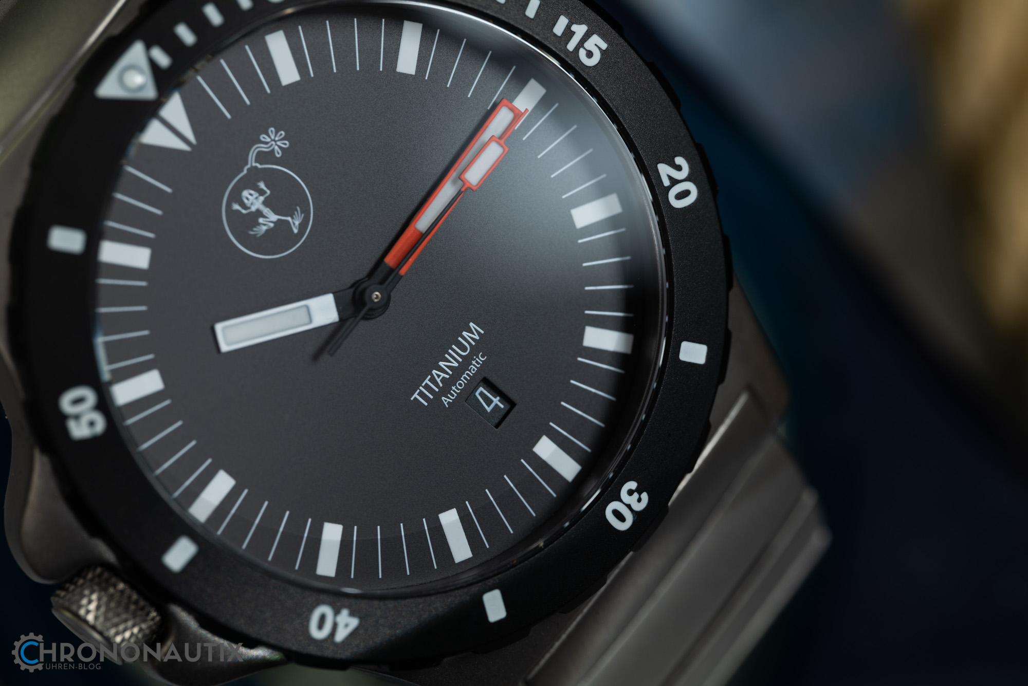 Bombfrog Titanium Automatik Test 1210952