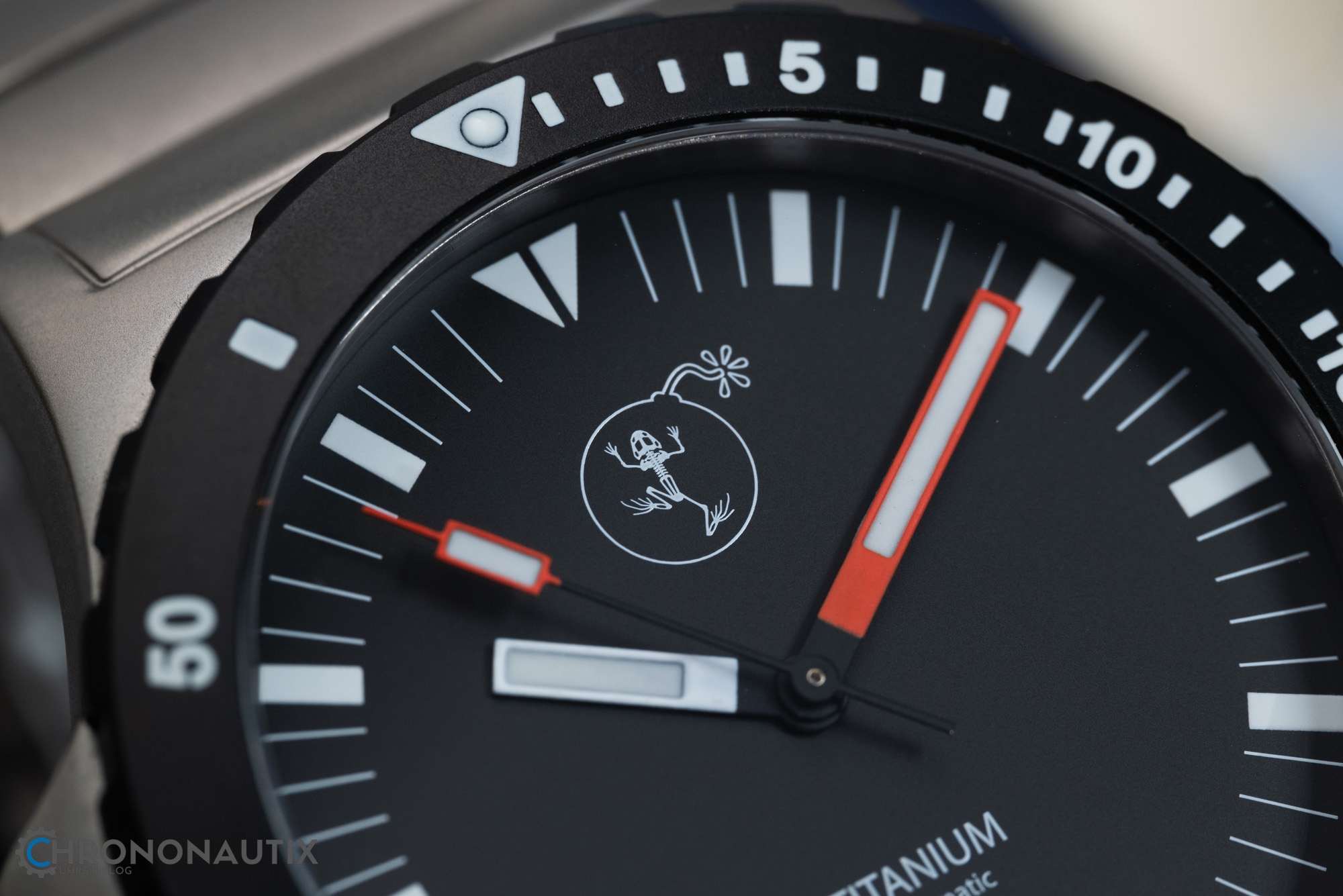 Bombfrog Titanium Automatik Test 1210956